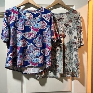 Chico’s Paisley Print Tee Bundle: Blue Pink Floral & Multi Paisley Print Sz 2 Lg